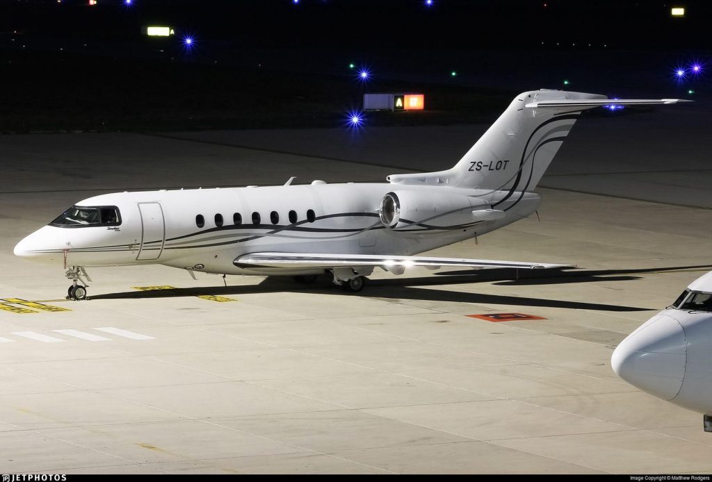 Hawker 4000